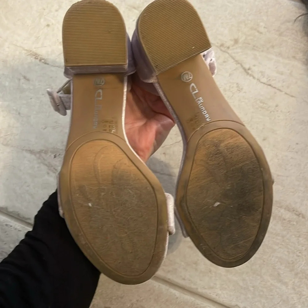 Chinese Laundry Lavender Heels - Picture 7 of 8